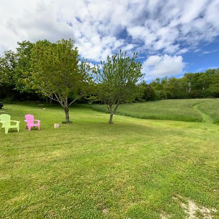 Blanzac  French Farmhouse Retreat With Pool & Superb Views. מראה חיצוני תמונה